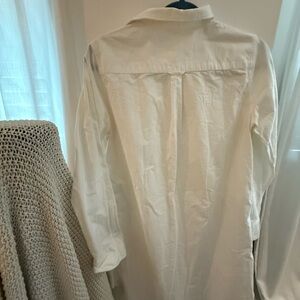 Classic White long sleeve shirt dress size medium